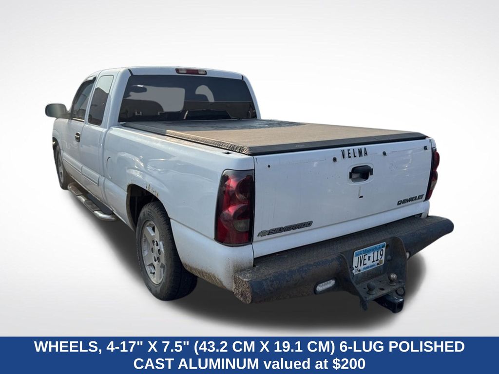 2005 Chevrolet Silverado 1500 LS