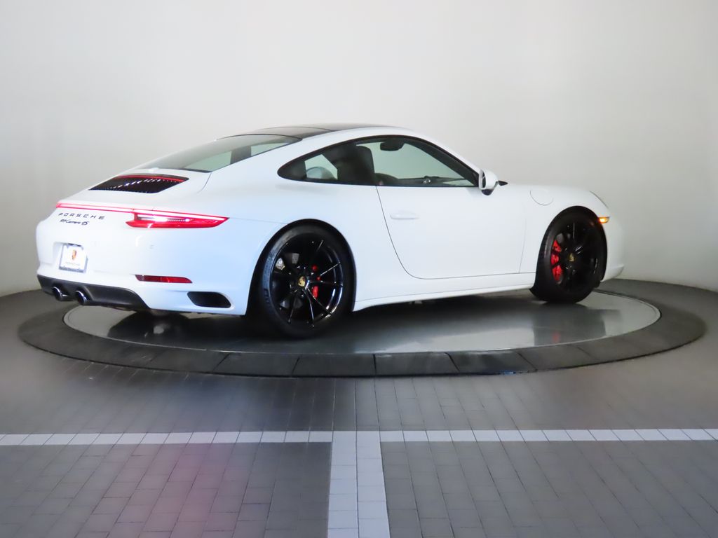 Thumbnail: 2017 Porsche 911 - 7