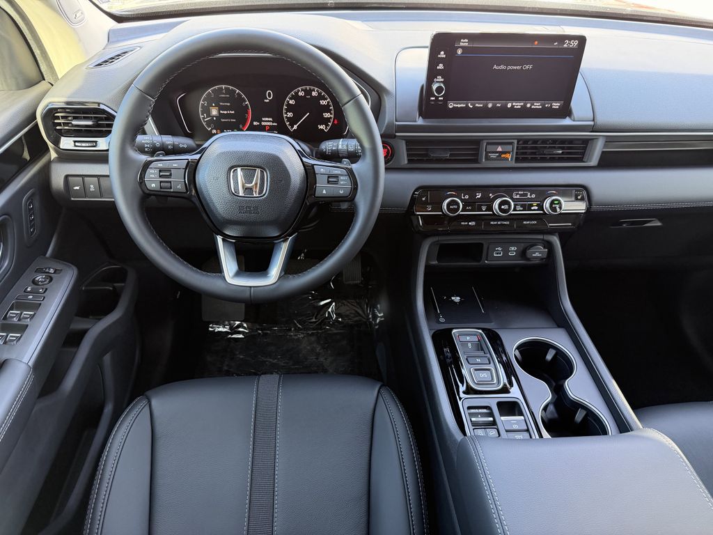 new 2025 Honda Pilot car, priced at $50,875