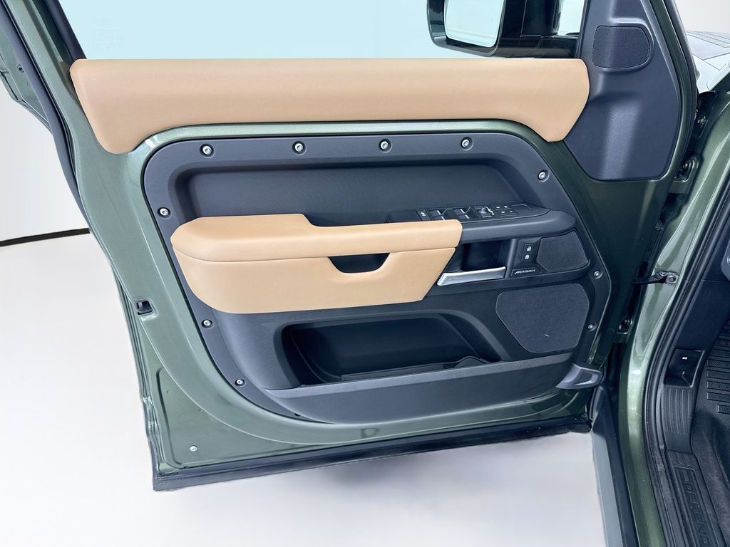 Thumbnail: 2026 Land Rover Defender - 23