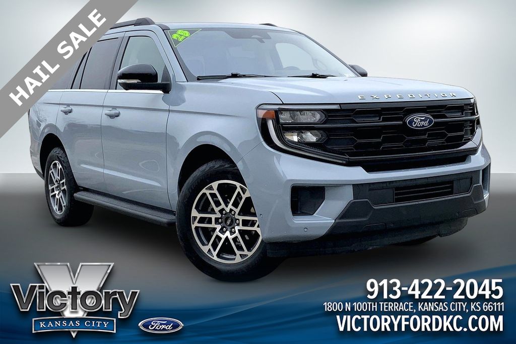 2025 Ford Expedition Active 4WD