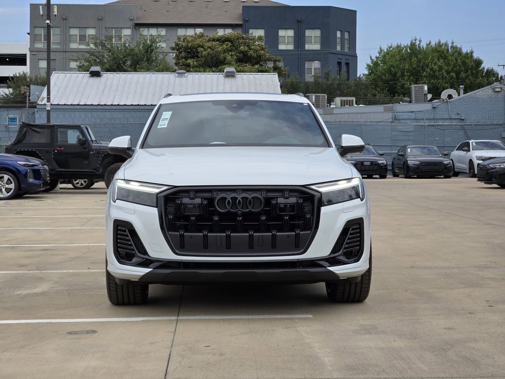 new 2025 Audi Q7 car, priced at $78,895