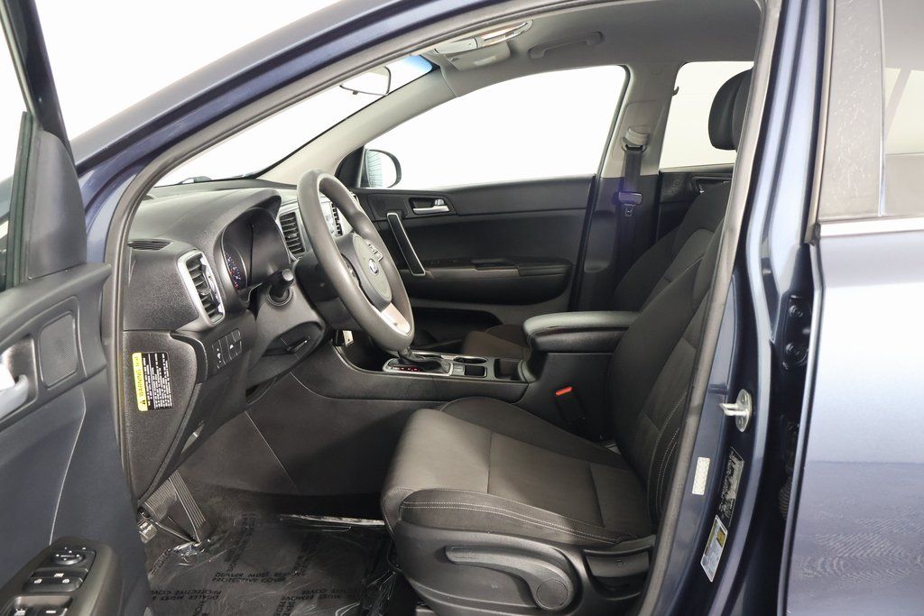 Thumbnail: 2020 Kia Sportage - 10