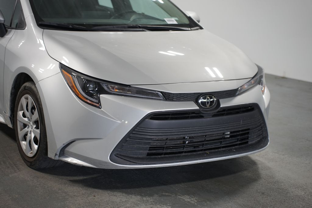 Thumbnail: 2023 Toyota Corolla - 4