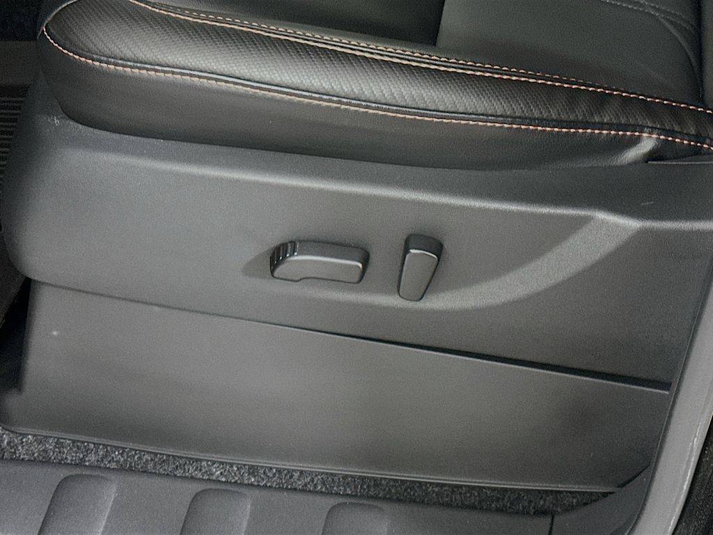 Used 2024 Black Nissan PRO-4X image 23