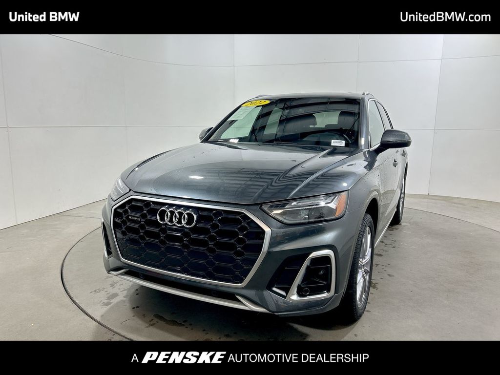 2022 Audi Q5 e Premium Hero Image