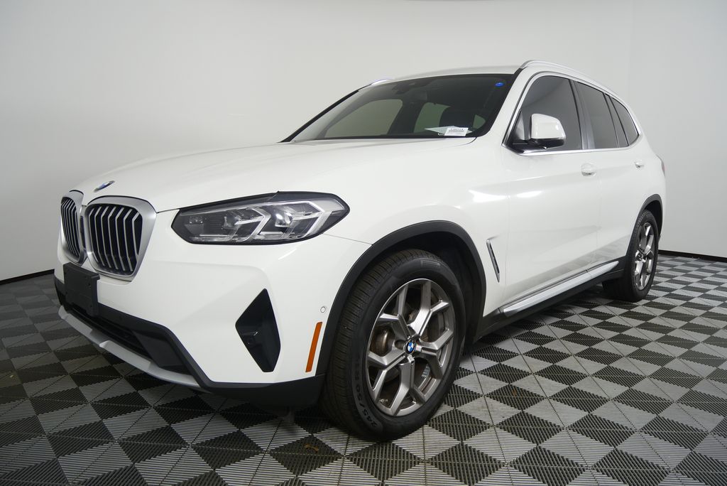 Thumbnail: 2024 BMW X3 - 8