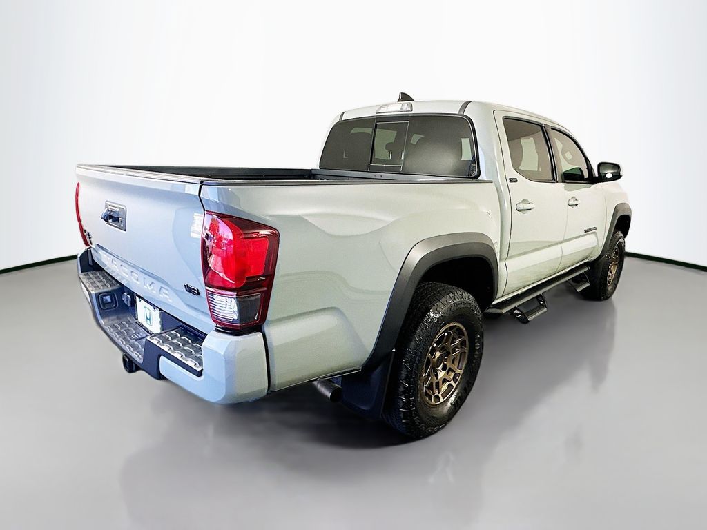 Thumbnail: 2023 Toyota Tacoma - 5
