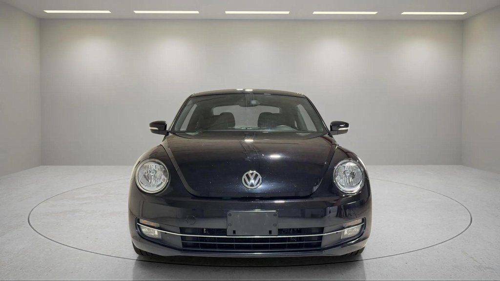 Used 2012 Black Uni Volkswagen 2.0 TSi image 18