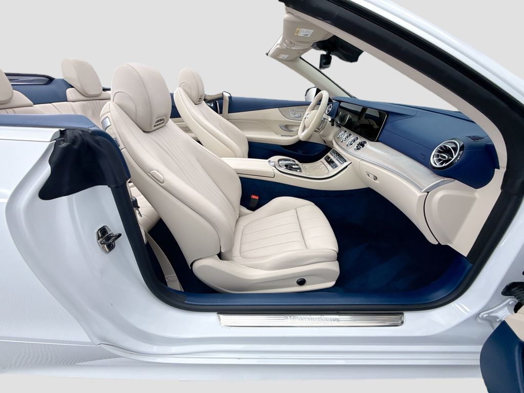 Thumbnail: 2023 Mercedes-Benz E-Class - 18