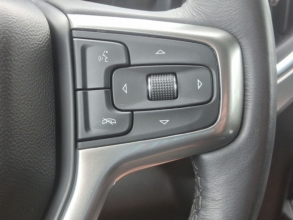 Thumbnail: 2022 Chevrolet Silverado 1500 - 22