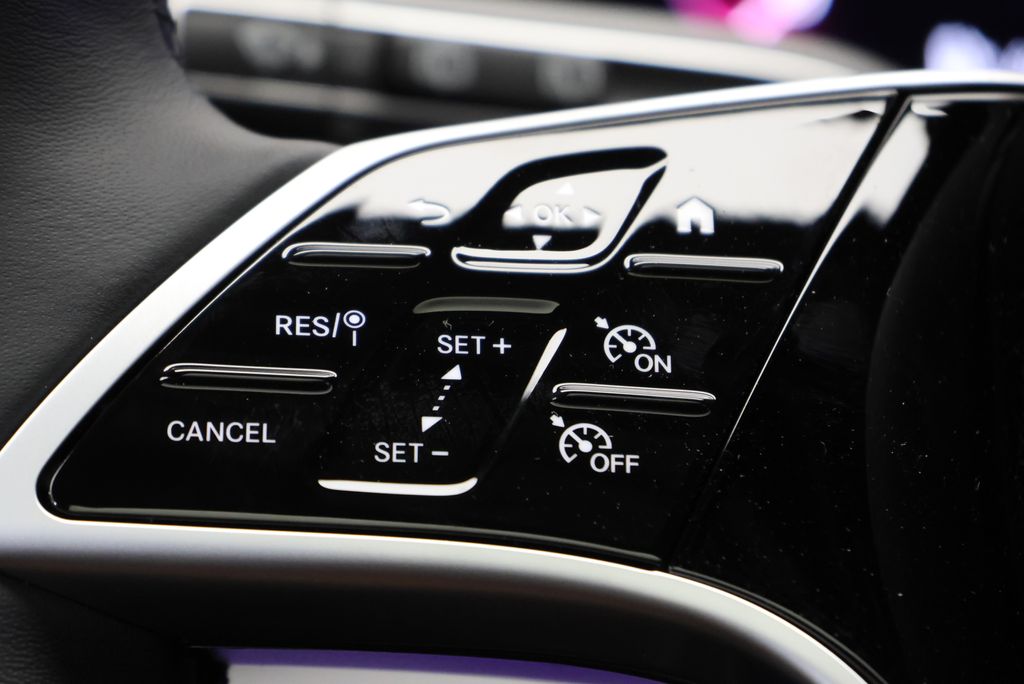 Thumbnail: 2026 Mercedes-Benz GLE - 21