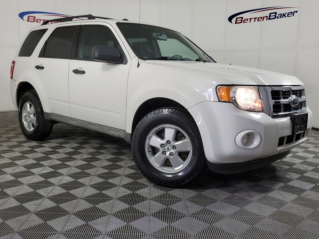 2009 Ford Escape XLT 32