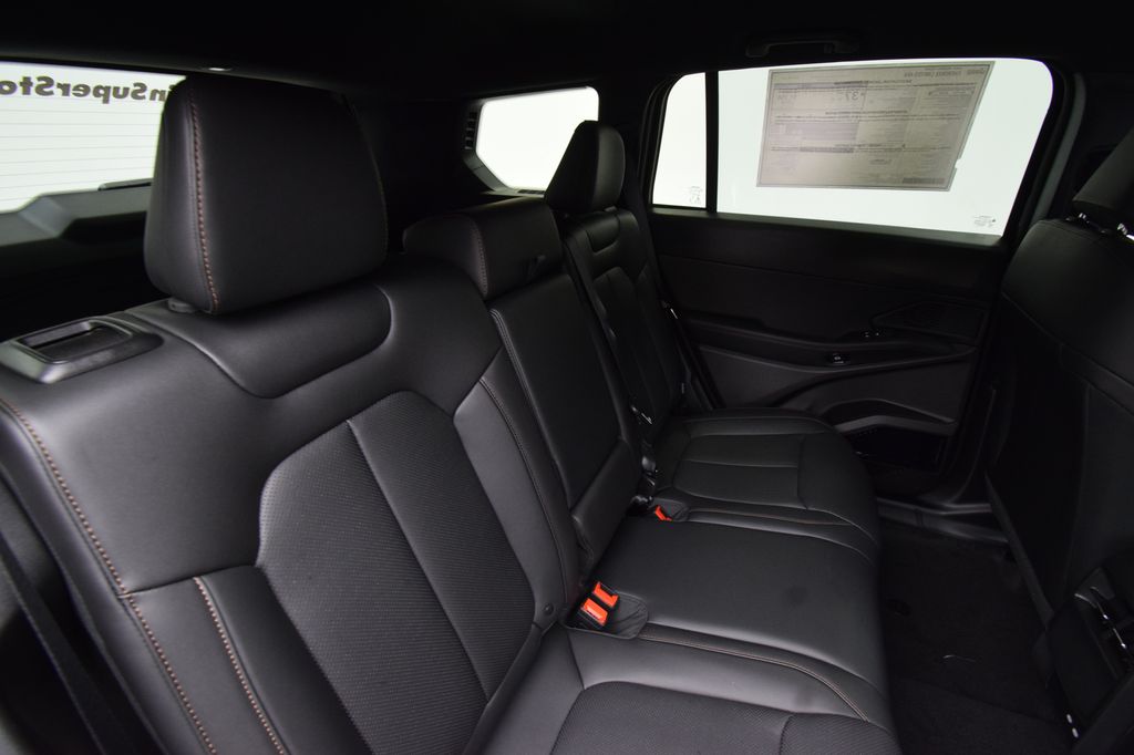 new 2026 Jeep Cherokee car, priced at $43,585