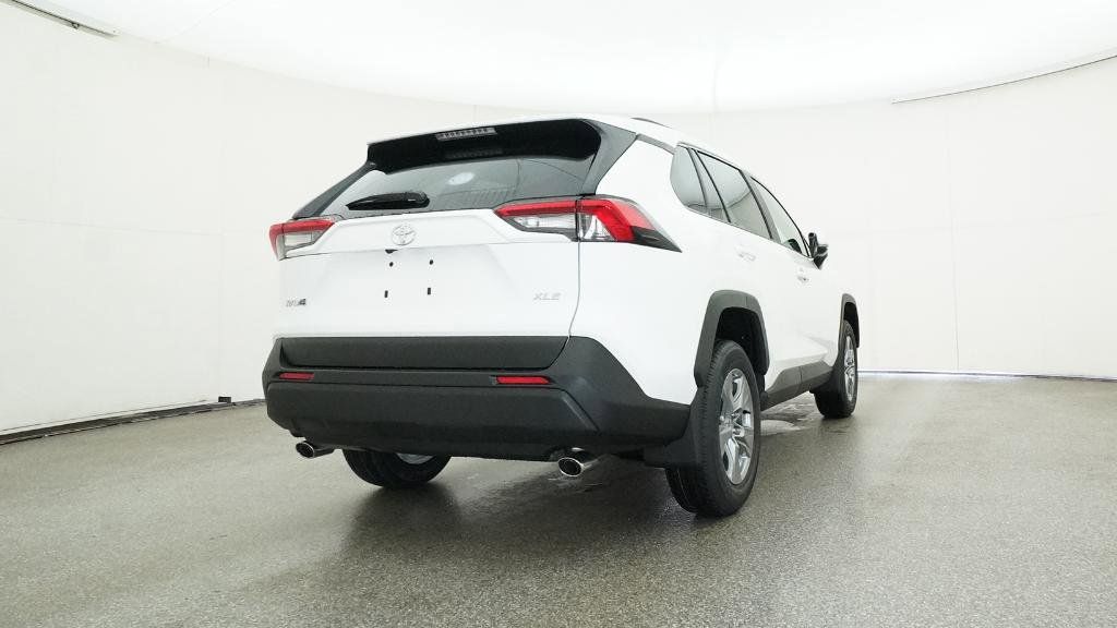 Thumbnail: 2025 Toyota RAV4 - 11