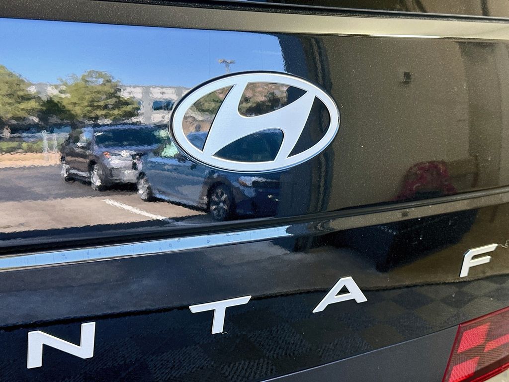 Thumbnail: 2027 Hyundai Santa Fe - 20