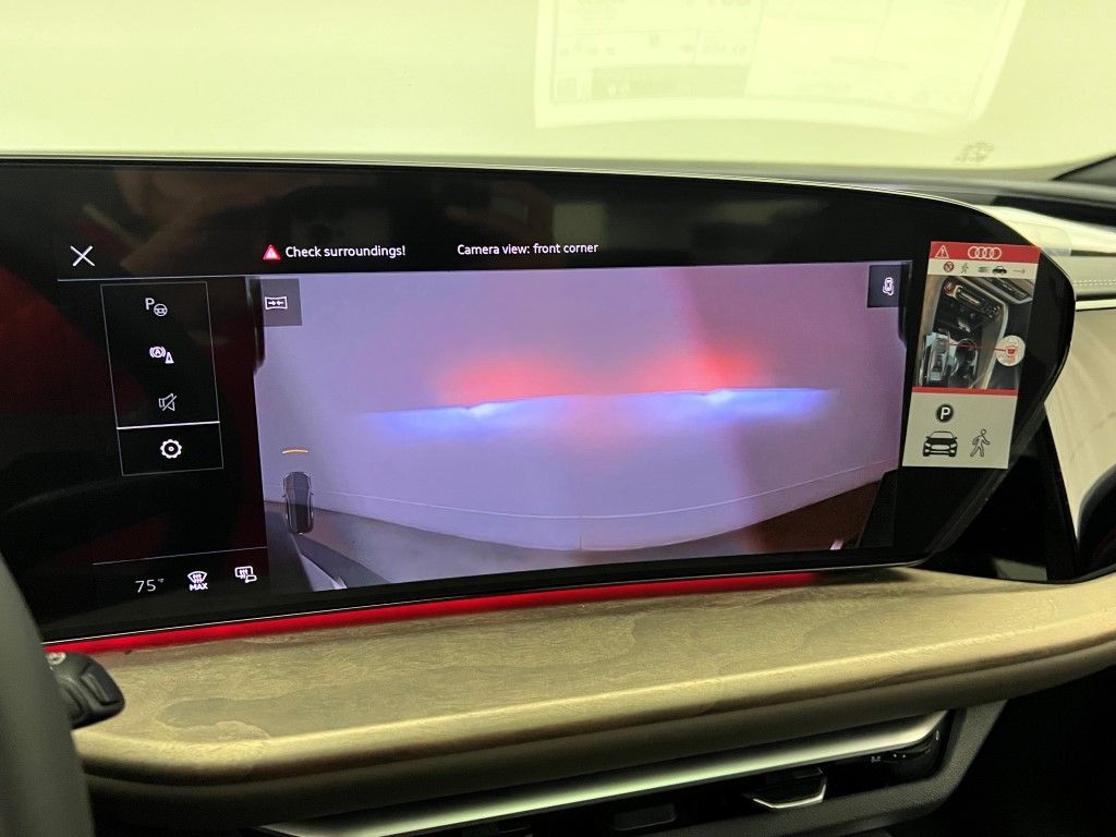 Thumbnail: 2025 Audi Q5 - 31