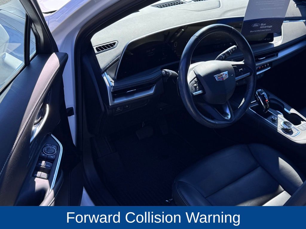 2024 Cadillac XT4 FWD Premium Luxury