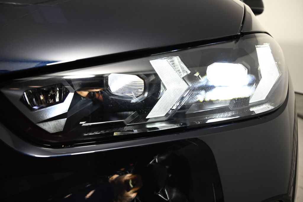 Thumbnail: 2026 BMW X6 - 9