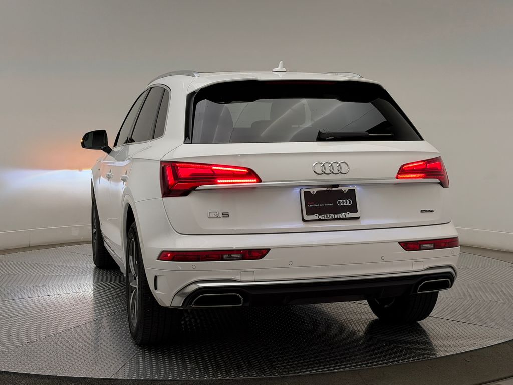 Thumbnail: 2023 Audi Q5 - 7