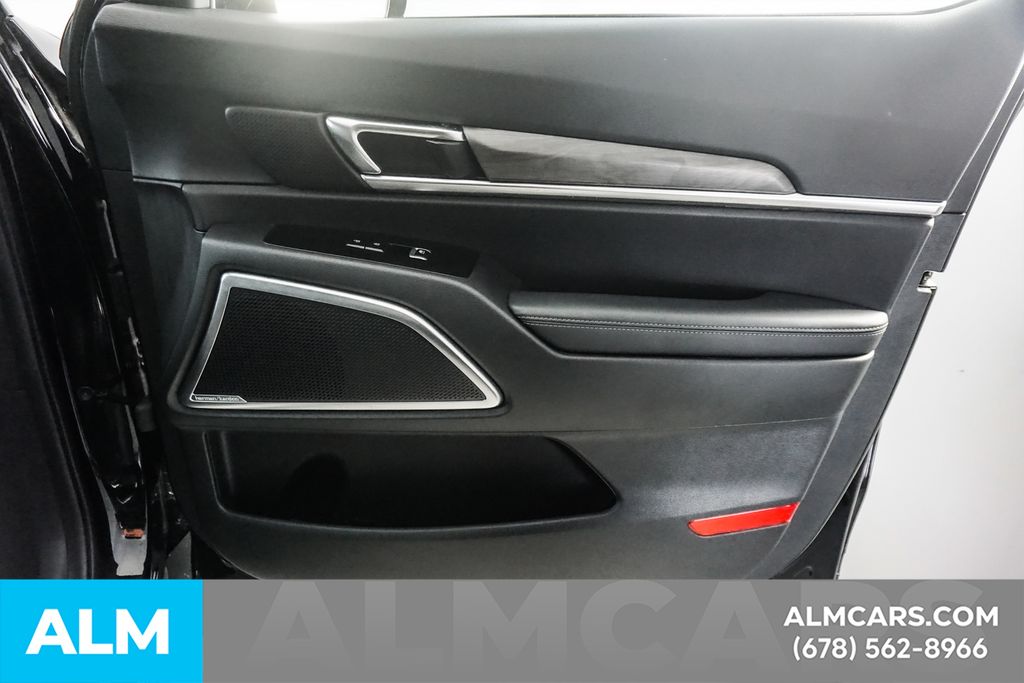 Used 2025 Black Kia SX-Prestige X-Line image 44