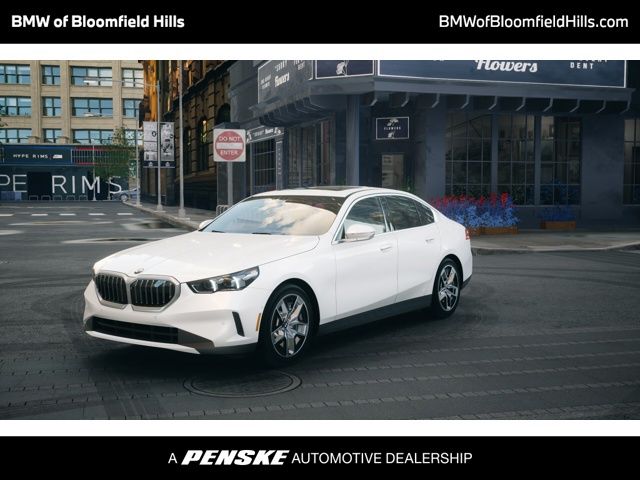 Thumbnail: 2026 BMW 5 Series - 1