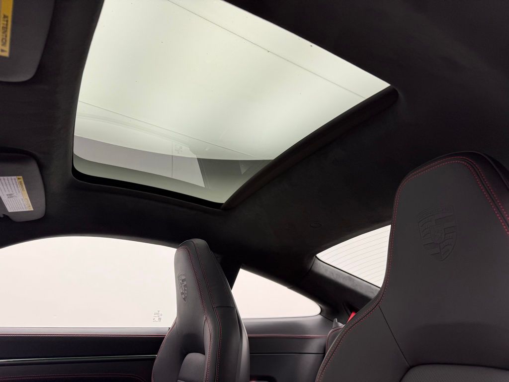 Thumbnail: 2026 Porsche 911 - 24