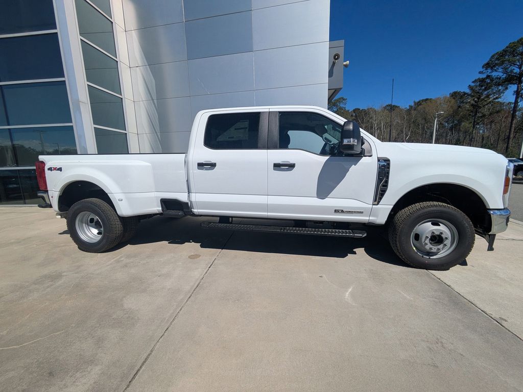 2026 Ford F-350 Super Duty XL