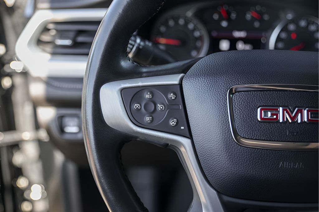 Used Car 2022 Gmc Acadia  Slt For Sale Under $30,000 In Austin, Texas