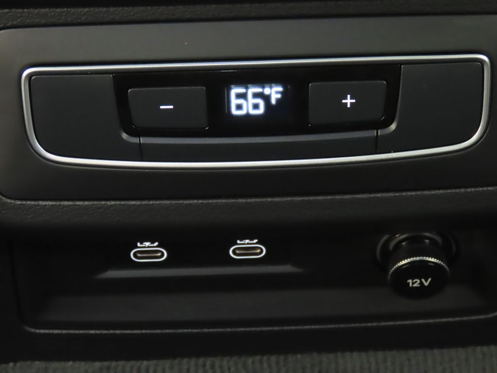 Thumbnail: 2024 Audi A6 - 26