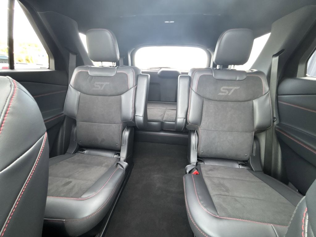 New 2026 Agate Black Metallic Ford ST image 26