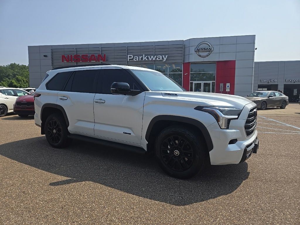 White (Wind Chill Pearl) 2024 Toyota Sequoia SUV / Crossover Four-Wheel Drive Automatic