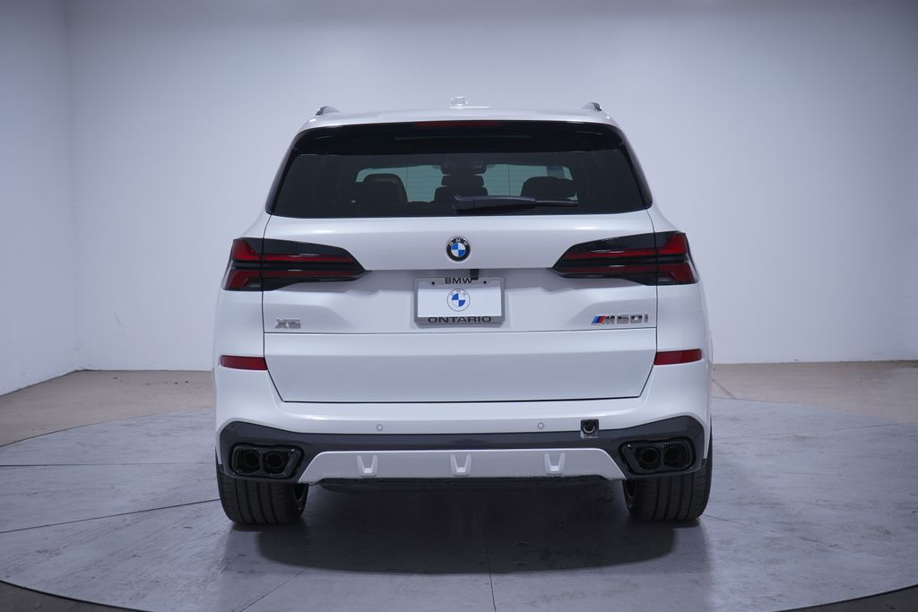 2025 BMW X5 M60i 5