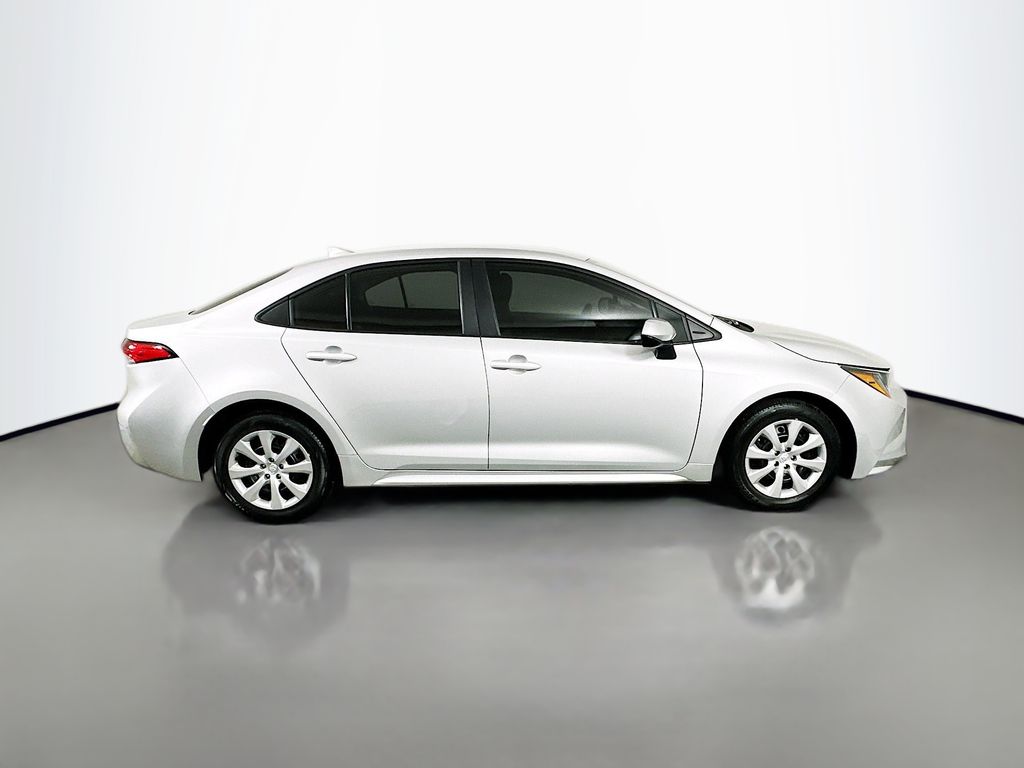 Thumbnail: 2024 Toyota Corolla - 4