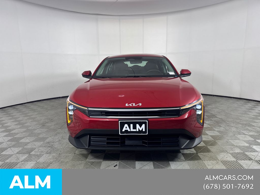 Used 2025 Red Kia LXS image 3