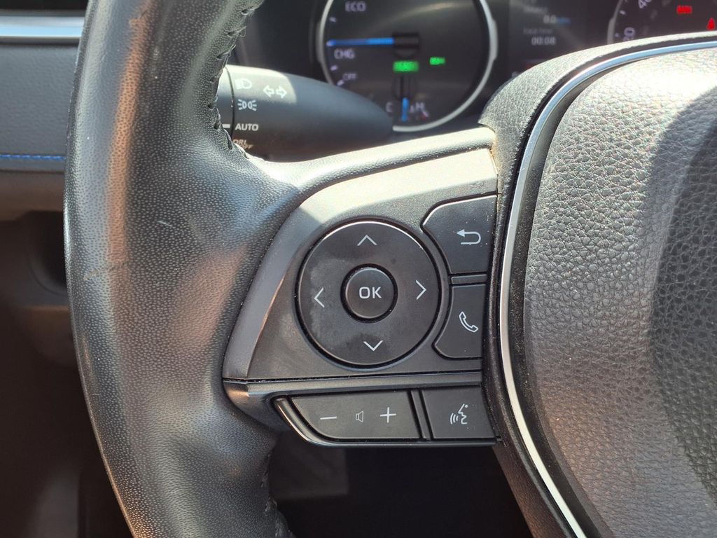 2022 Toyota RAV4 Hybrid SE White at Toyota of Victoria