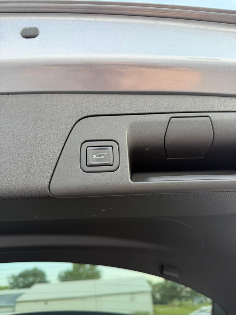 Used 2022 Buick Envision SUV