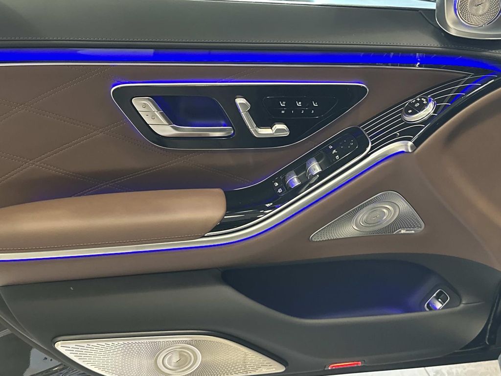 Thumbnail: 2026 Mercedes-Benz S-Class - 15