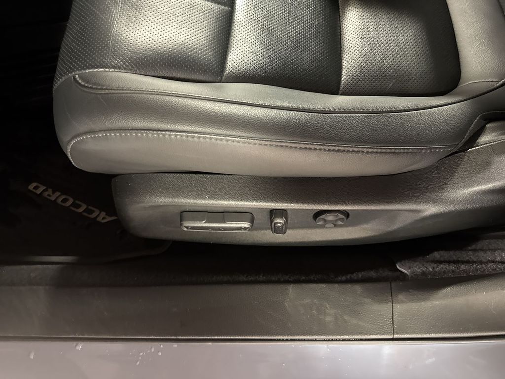 used 2021 Honda Accord car, priced at $25,900