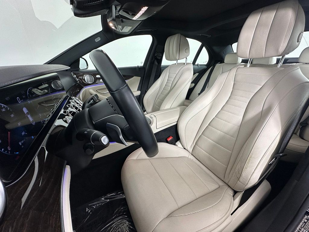 Thumbnail: 2021 Mercedes-Benz E-Class - 5