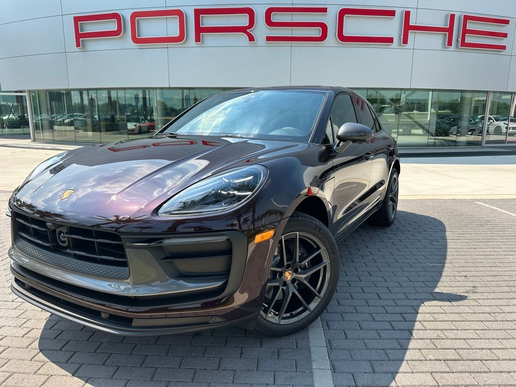 Thumbnail: 2026 Porsche Macan - 1