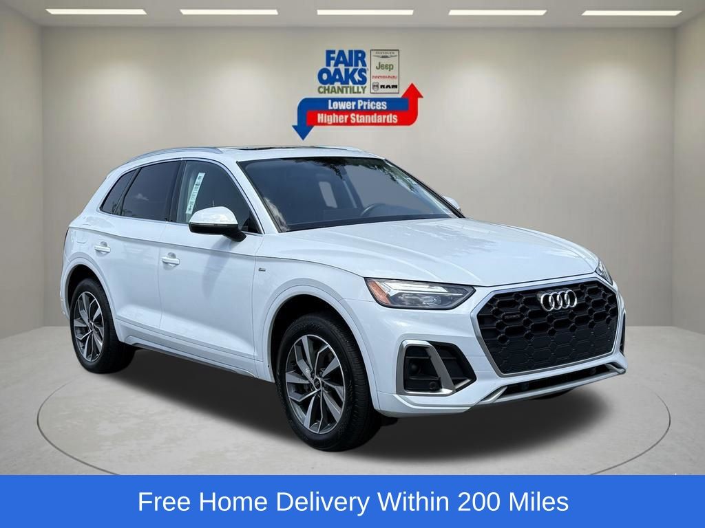 Glacier White Metallic 2024 Audi Q5 SUV / Crossover All-Wheel Drive 7-Speed Automatic