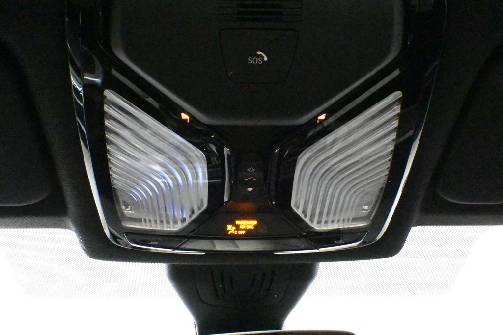 Thumbnail: 2023 BMW X6 - 21