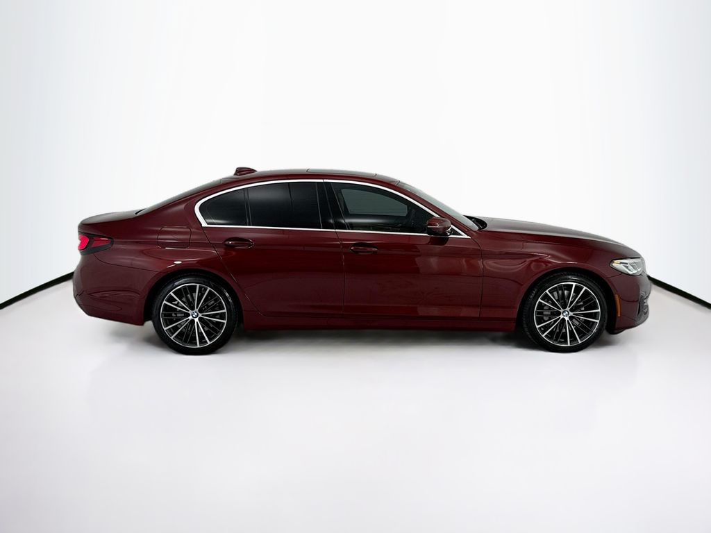Thumbnail: 2023 BMW 5 Series - 4