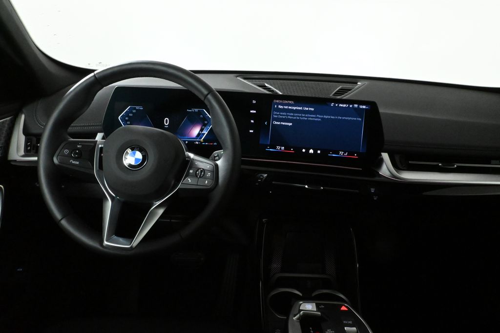 2025 BMW X1 xDrive28i 4