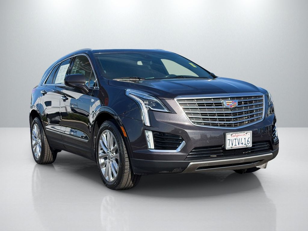 2017 Cadillac XT5 Platinum AWD