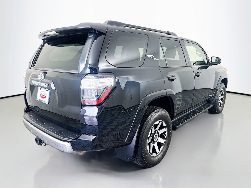 Thumbnail: 2019 Toyota 4Runner - 5