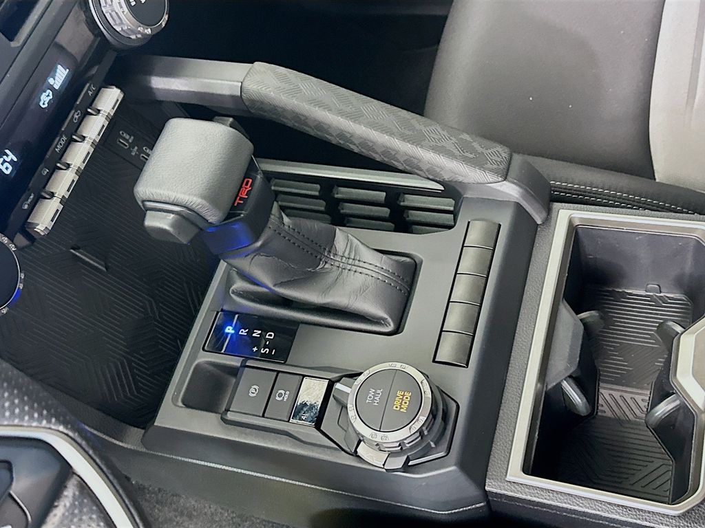 2024 Toyota Tacoma TRD Sport 17