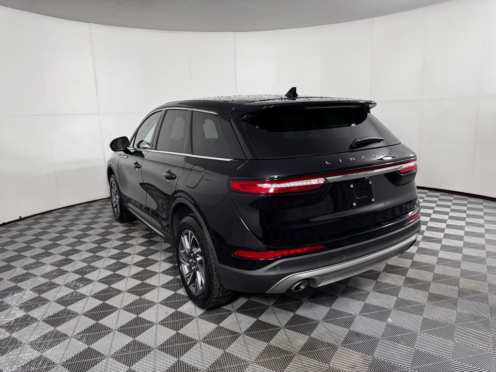 Certified Used 2025 Black Lincoln Premiere image 14