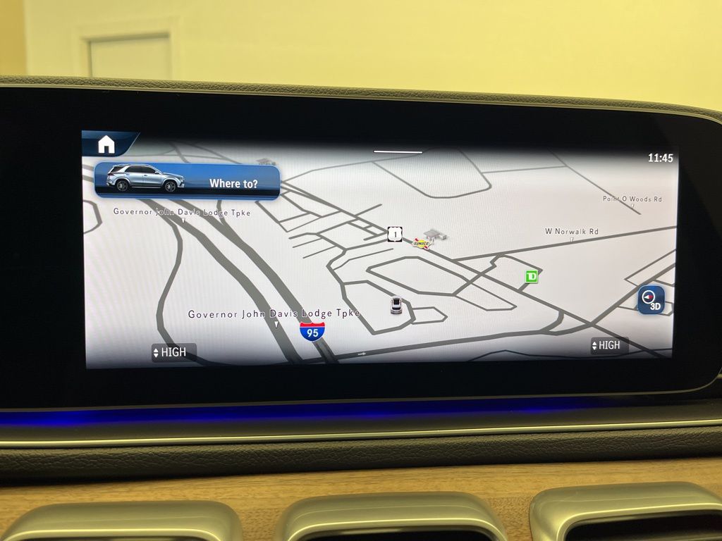 Thumbnail: 2025 Mercedes-Benz GLE - 17